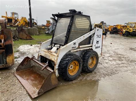 bobcat 743 weight